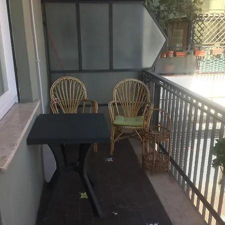 Πανσιόν The Colours Of Ρώμη