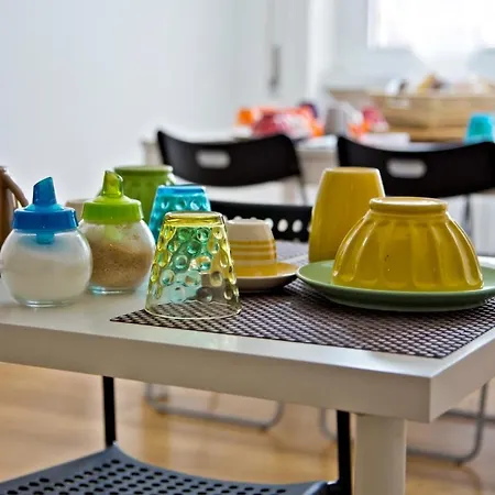 Πανσιόν The Colours Of